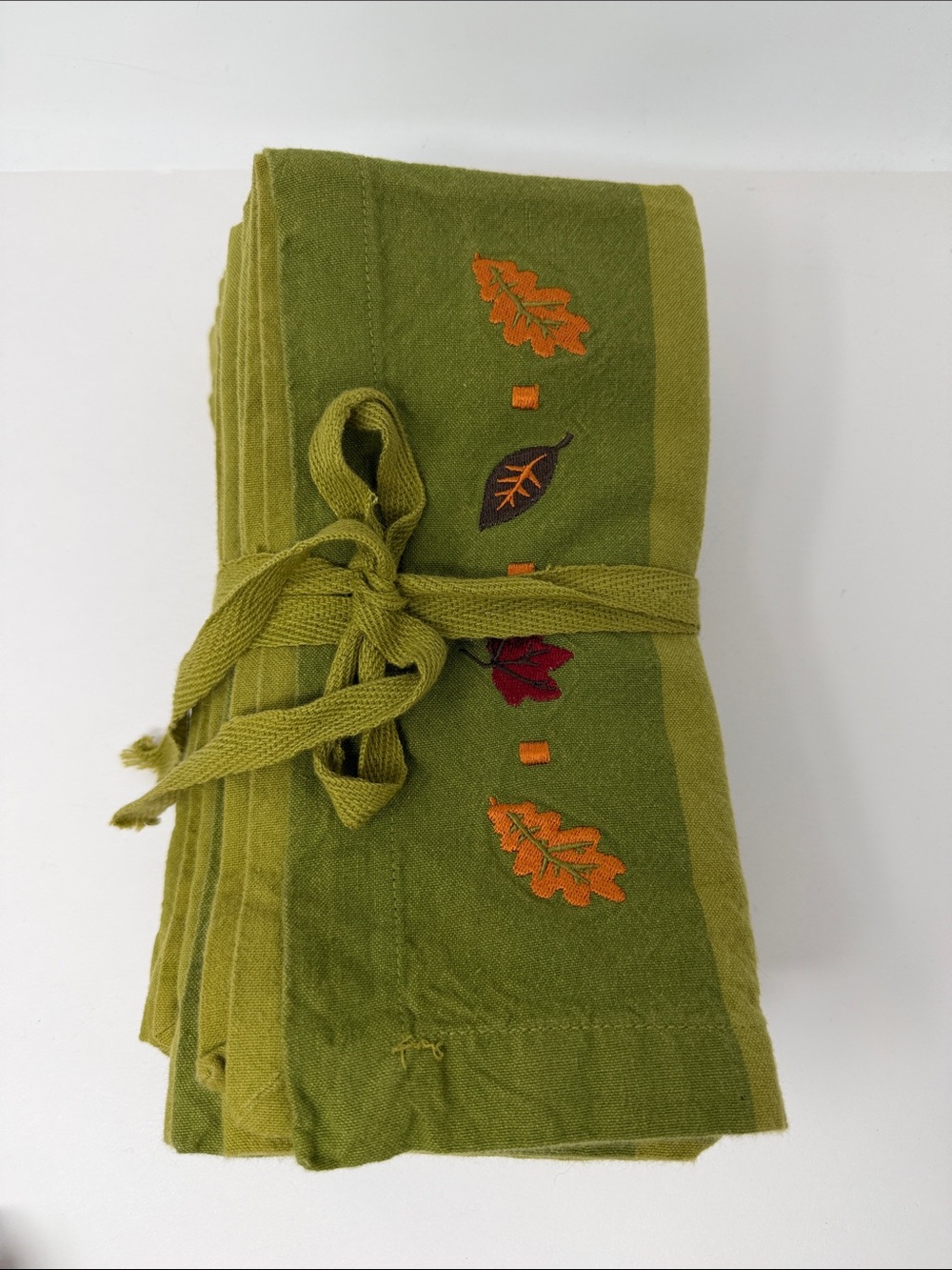 Green Embroidered Leaf Table Napkins - set of 8
